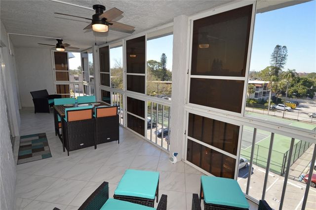 4908 38TH WAY S 501, St Petersburg, FL 33711