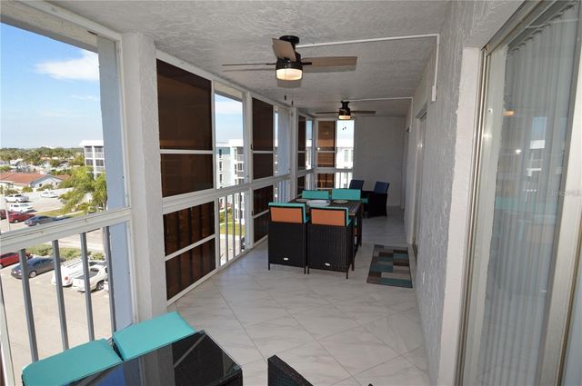 4908 38TH WAY S 501, St Petersburg, FL 33711