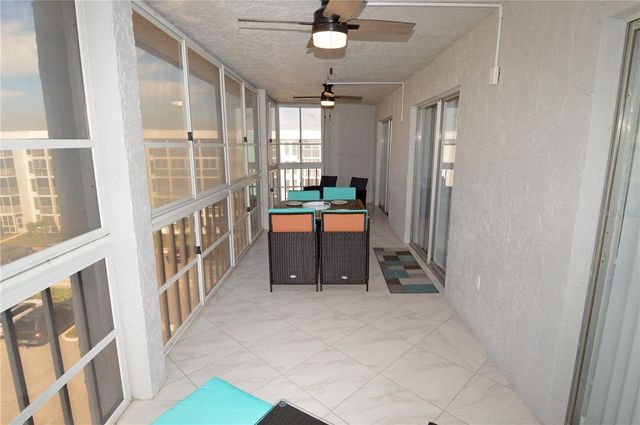 4908 38TH WAY S 501, St Petersburg, FL 33711