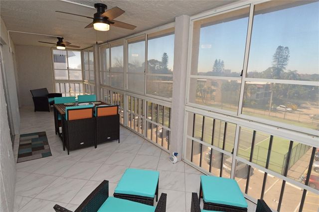 4908 38TH WAY S 501, St Petersburg, FL 33711