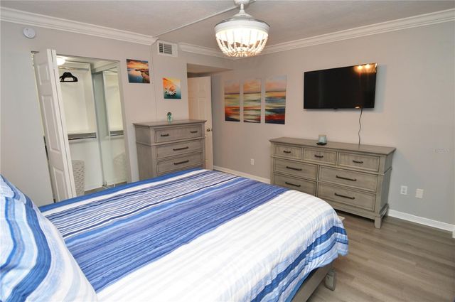 4908 38TH WAY S 501, St Petersburg, FL 33711