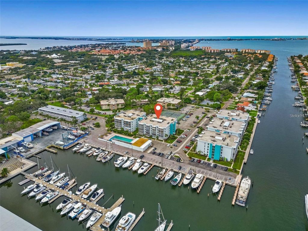 4908 38TH WAY S 501, St Petersburg, FL 33711