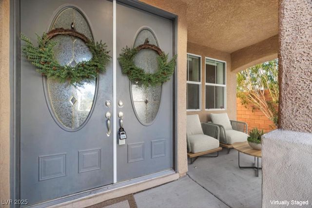 121 Pettswood Drive, Henderson, NV 89002