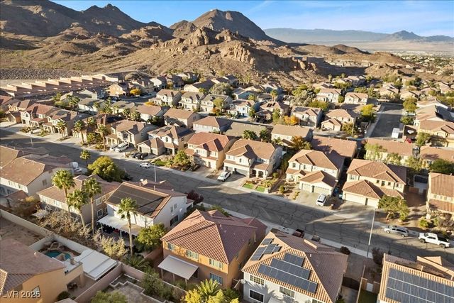 121 Pettswood Drive, Henderson, NV 89002