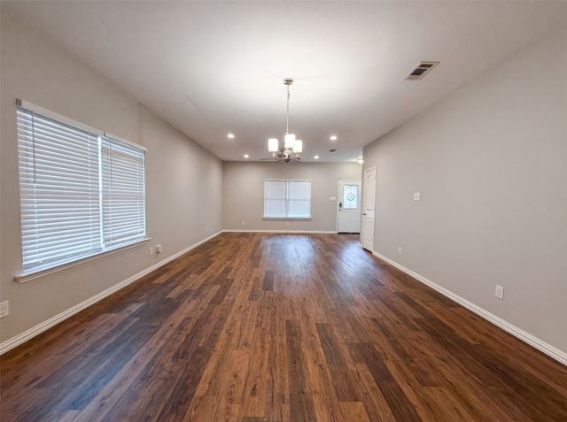 619 E Arlington Avenue, Fort Worth, TX 76104