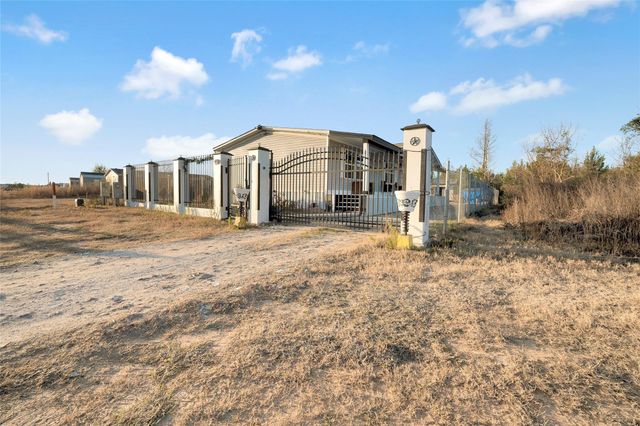 771 Road 5737, Cleveland, TX 77327