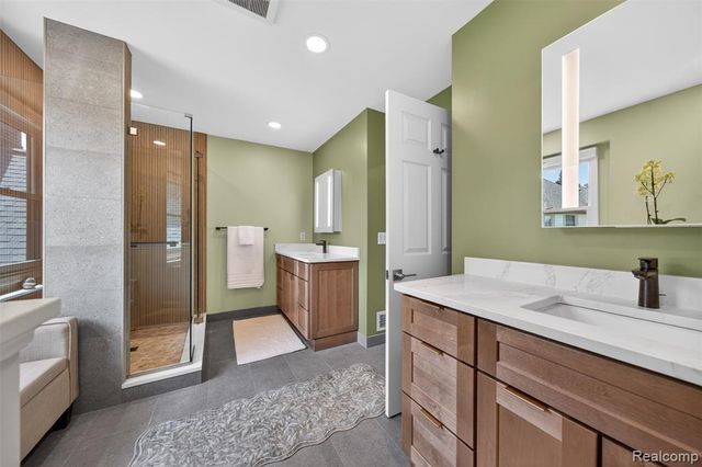 41621 Hempshire Street, Novi, MI 48375