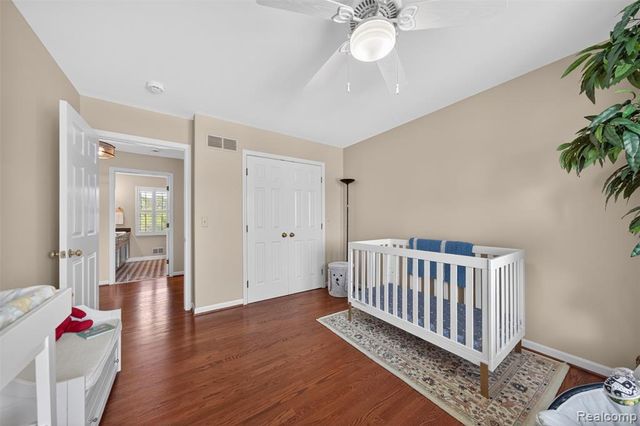 41621 Hempshire Street, Novi, MI 48375