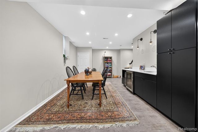 41621 Hempshire Street, Novi, MI 48375