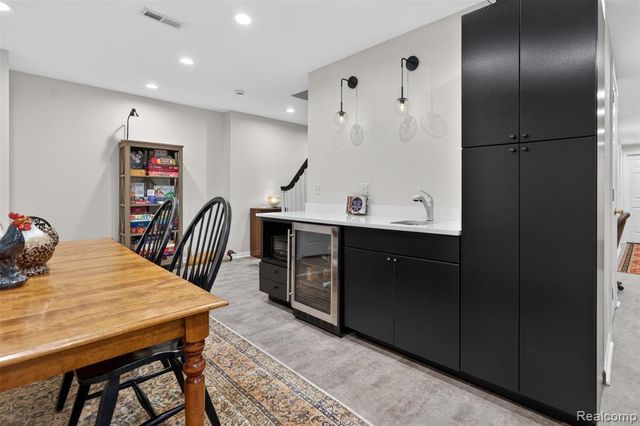 41621 Hempshire Street, Novi, MI 48375