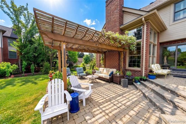 41621 Hempshire Street, Novi, MI 48375