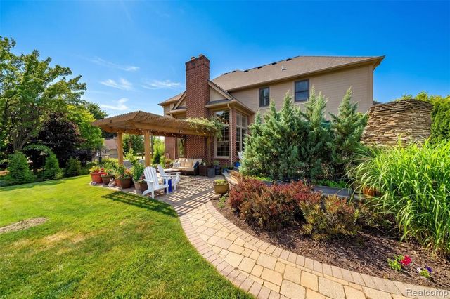 41621 Hempshire Street, Novi, MI 48375