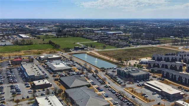 335 S Dodson Road, Rogers, AR 72758