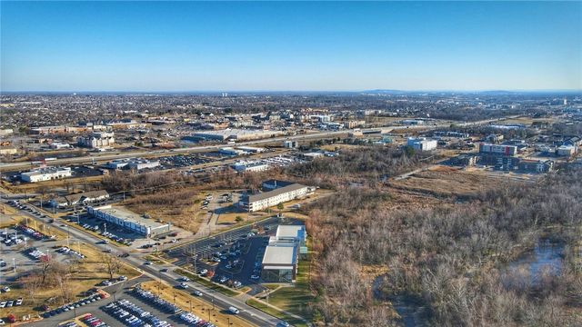 335 S Dodson Road, Rogers, AR 72758