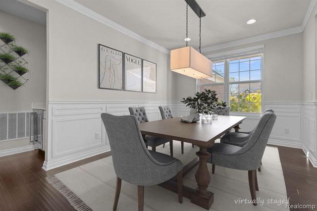 1526 Hickory Ridge Court, Canton, MI 48187