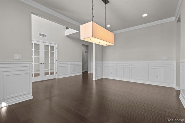 1526 Hickory Ridge Court, Canton, MI 48187