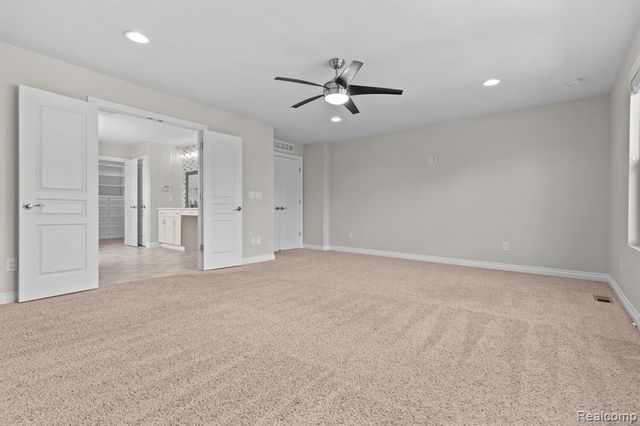 1526 Hickory Ridge Court, Canton, MI 48187