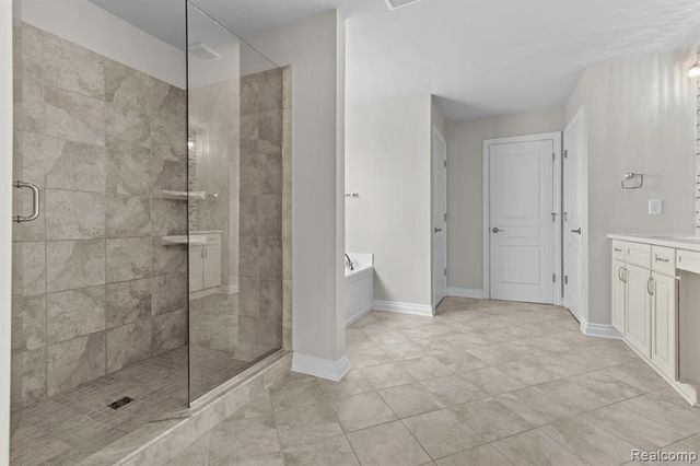 1526 Hickory Ridge Court, Canton, MI 48187