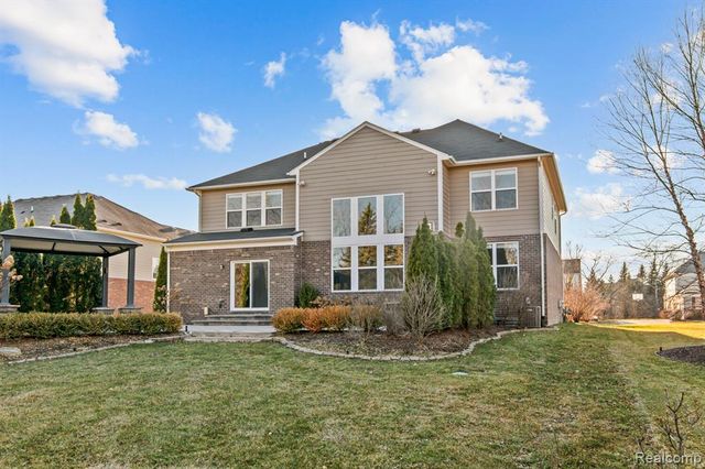 1526 Hickory Ridge Court, Canton, MI 48187
