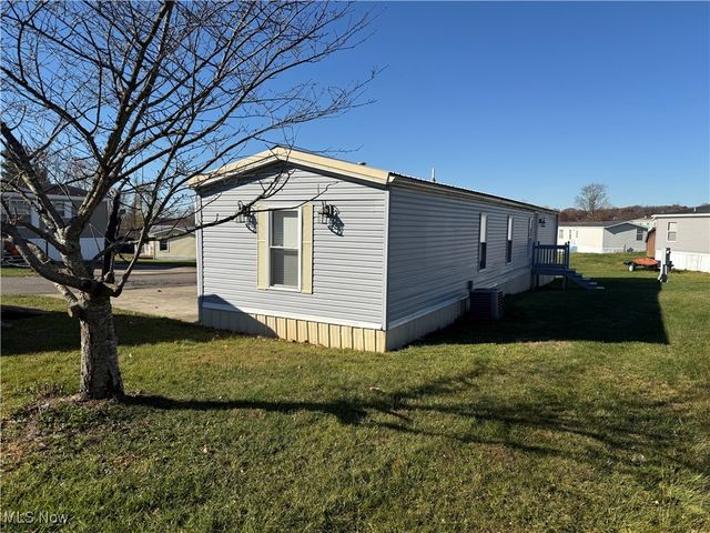 253 Lara Drive, South Zanesville, OH 43701