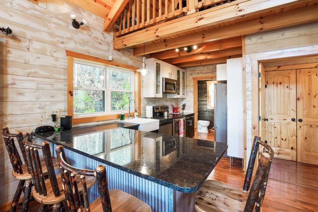 13480 Big Cola Road, Rockbridge, OH 43149