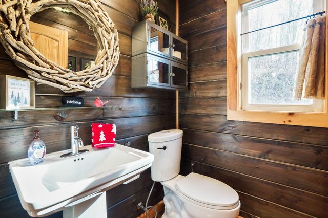 13480 Big Cola Road, Rockbridge, OH 43149