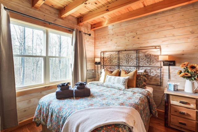 13480 Big Cola Road, Rockbridge, OH 43149