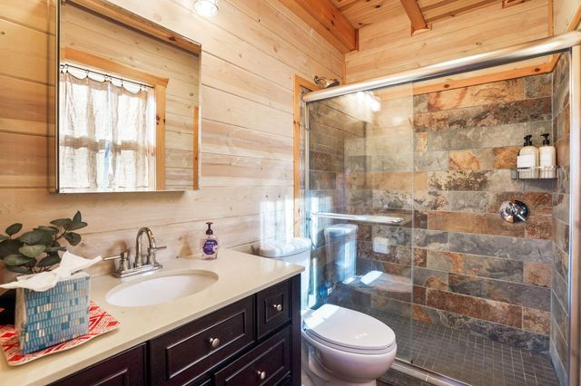 13480 Big Cola Road, Rockbridge, OH 43149