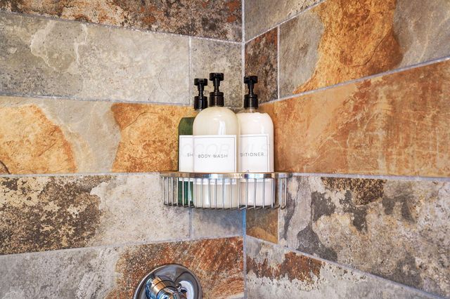 13480 Big Cola Road, Rockbridge, OH 43149