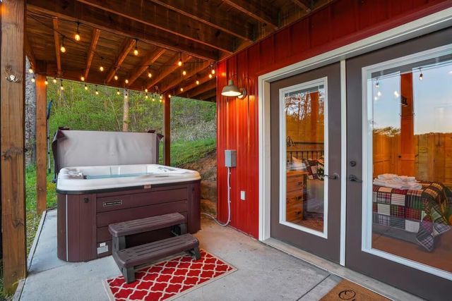 13480 Big Cola Road, Rockbridge, OH 43149