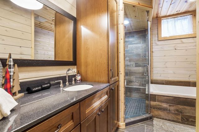 13480 Big Cola Road, Rockbridge, OH 43149