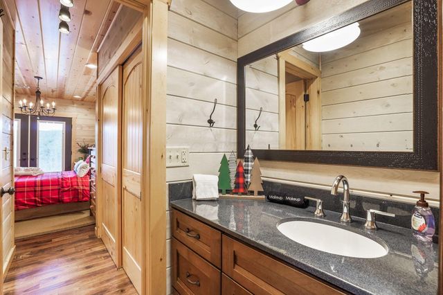 13480 Big Cola Road, Rockbridge, OH 43149