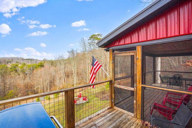 13480 Big Cola Road, Rockbridge, OH 43149