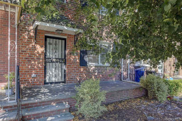 50-35 207th Street, Bayside, NY 11364