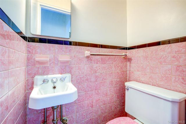 50-35 207th Street, Bayside, NY 11364