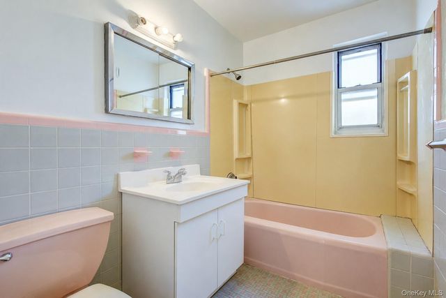50-35 207th Street, Bayside, NY 11364