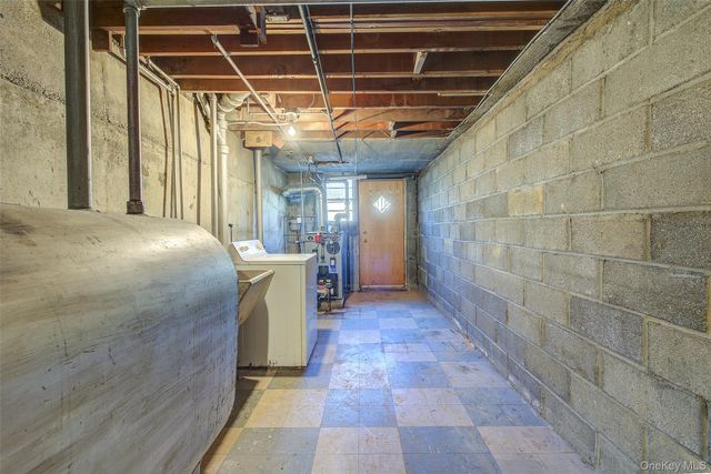 50-35 207th Street, Bayside, NY 11364