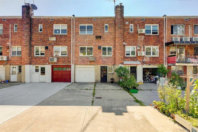 50-35 207th Street, Bayside, NY 11364