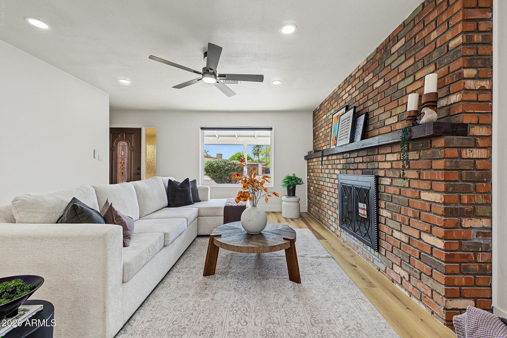 9229 N 40TH Drive, Phoenix, AZ 85051 — photo 5