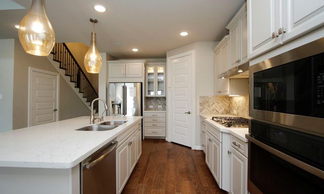 57 Sunrise Crest Trail, Tomball, TX 77375