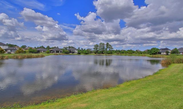 57 Sunrise Crest Trail, Tomball, TX 77375