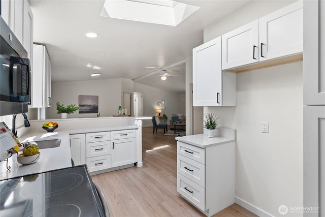 10223 Glenwood Road SW, Port Orchard, WA 98367