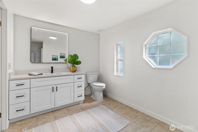 10223 Glenwood Road SW, Port Orchard, WA 98367