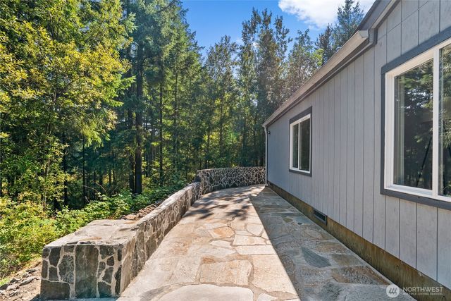 10223 Glenwood Road SW, Port Orchard, WA 98367