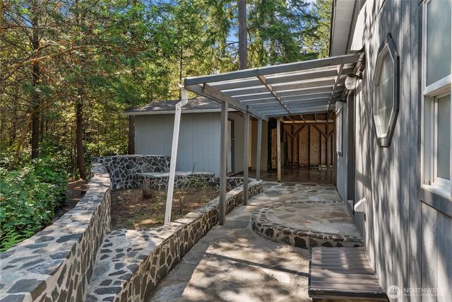 10223 Glenwood Road SW, Port Orchard, WA 98367