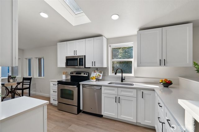 10223 Glenwood Road SW, Port Orchard, WA 98367