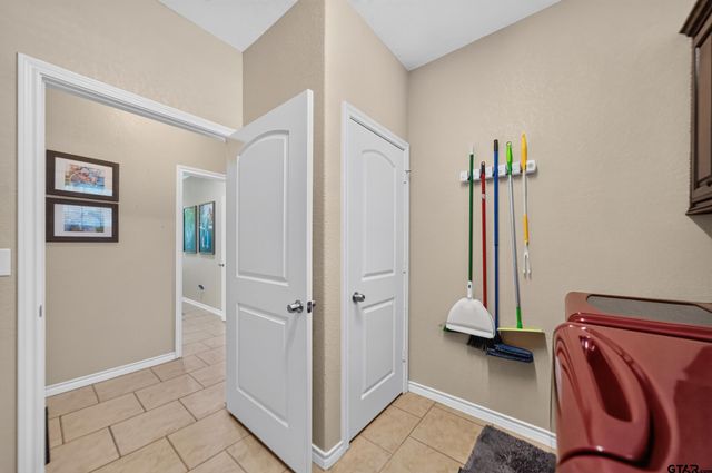 19110 PINEDALE CIRCLE, Flint, TX 75762