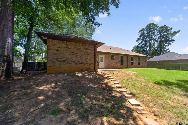 19110 PINEDALE CIRCLE, Flint, TX 75762