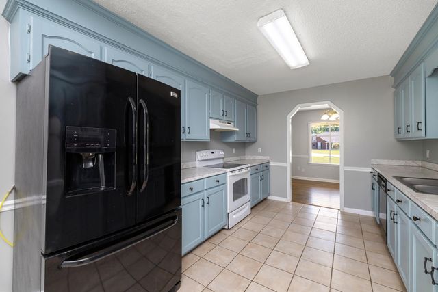 2605 Nicholson Drive, Sumter, SC 29150