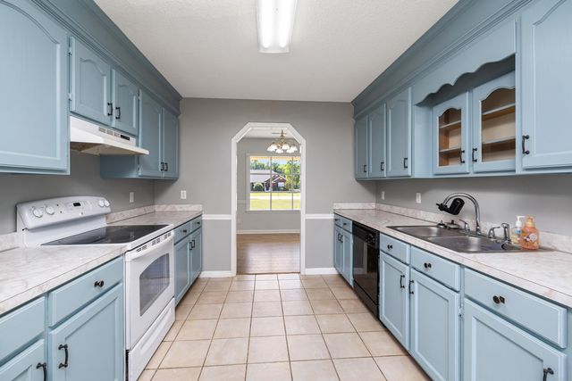 2605 Nicholson Drive, Sumter, SC 29150